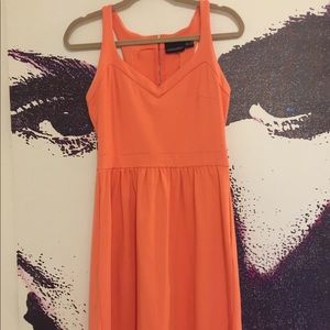 Peach colored 🍑 Cynthia Rowley dress